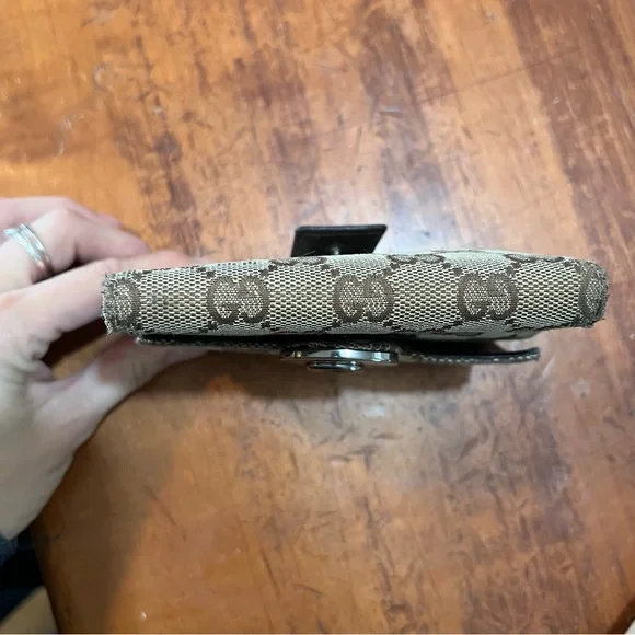 Authentic Gucci Compact GG Bifold Canvas Wallet - Picture 10 of 13